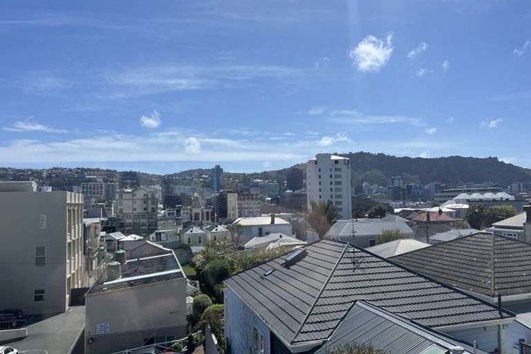 Photo of property in 51a Majoribanks Street, Mount Victoria, Wellington, 6011