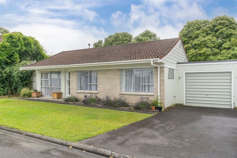 Photo of property in 10b Krippner Place, Dinsdale, Hamilton, 3204