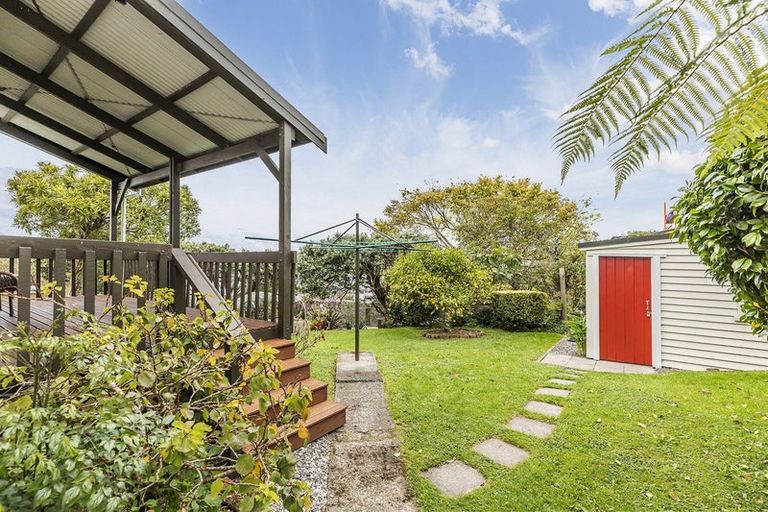 Photo of property in 25 Homebush Road, Khandallah, Wellington, 6035