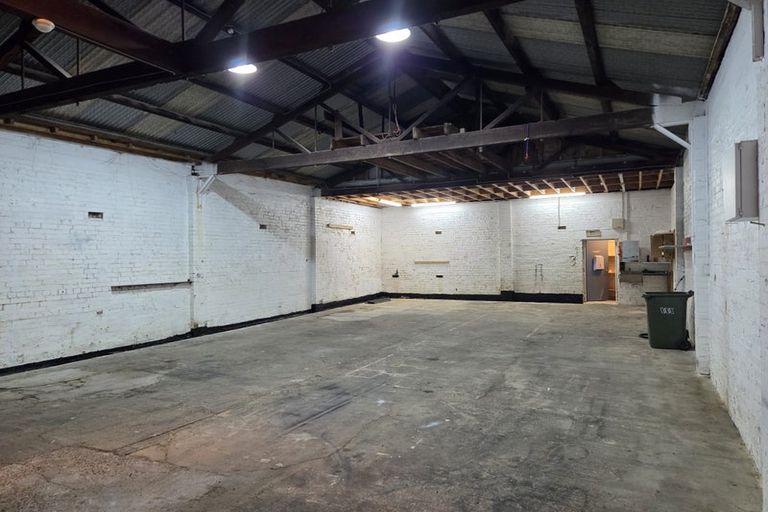 Photo of property in 14 Rolleston Street, Mount Cook, Wellington, 6021