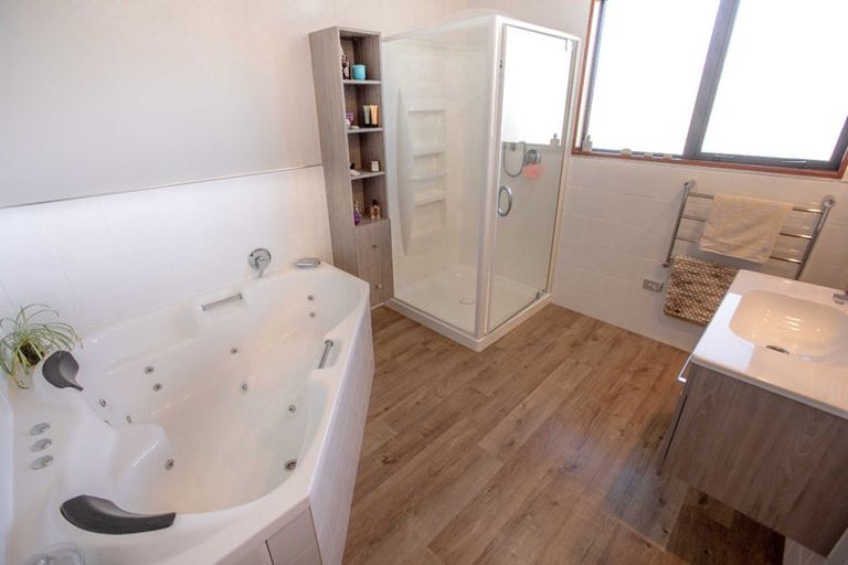 Photo of property in 59 James Drive, Diamond Harbour,  8971