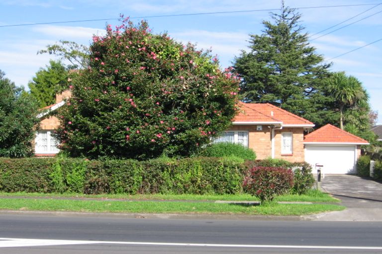 Photo of property in 43 Carruth Road, Papatoetoe, Auckland, 2025