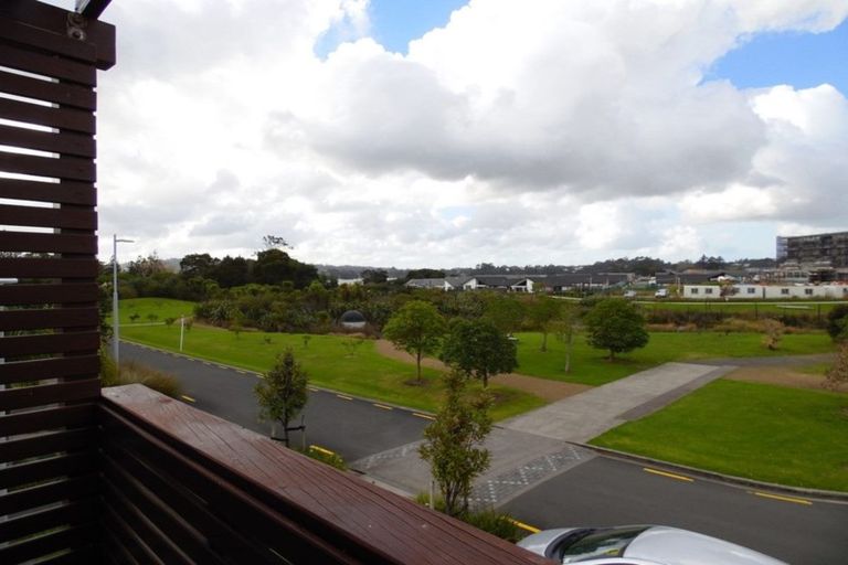 Photo of property in 47 Station Street, Hobsonville, Auckland, 0616