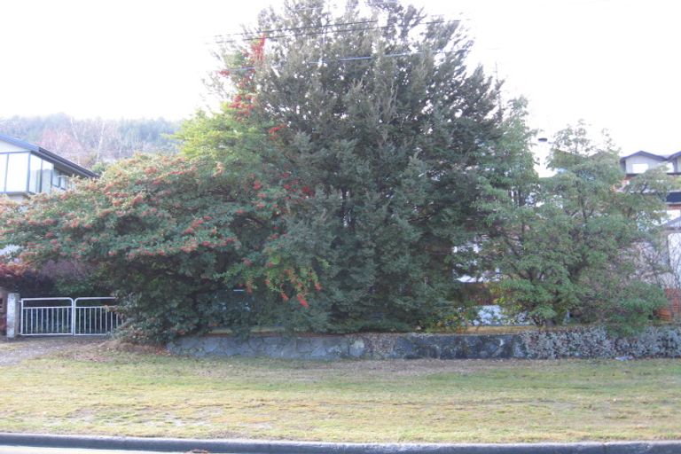 Photo of property in 5 Hallenstein Street, Queenstown, 9300