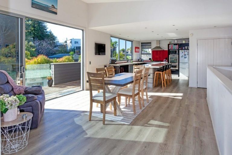 Photo of property in 125 Chevron Crescent, Whangamata, 3620