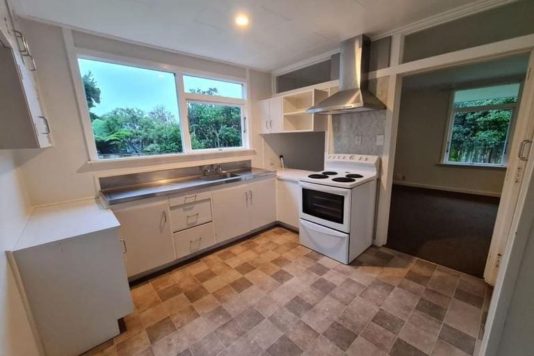 Photo of property in 32a B Old South Road, Okato, 4335