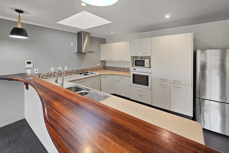 Photo of property in 4/8 Girton Terrace, Mount Cook, Wellington, 6021