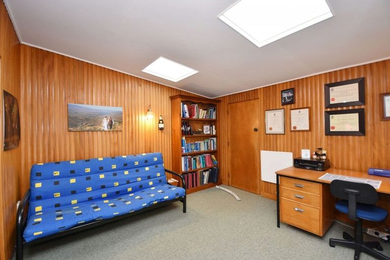 Photo of property in 44 Awarua Road, Otatara, Invercargill, 9879