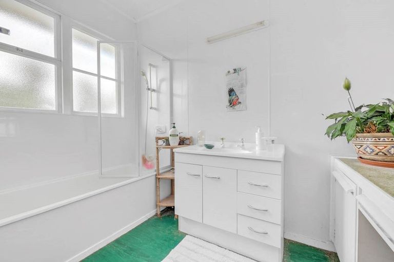 Photo of property in 4 Bingara Place, Favona, Auckland, 2024