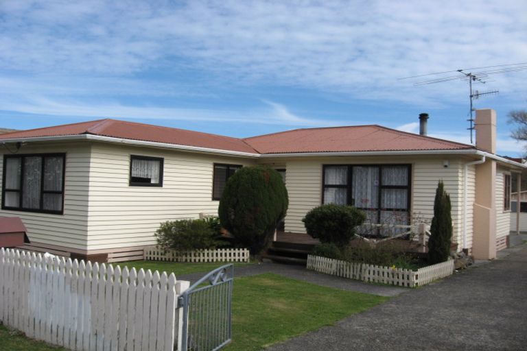 Photo of property in 29 Frederick Street, Wainuiomata, Lower Hutt, 5014