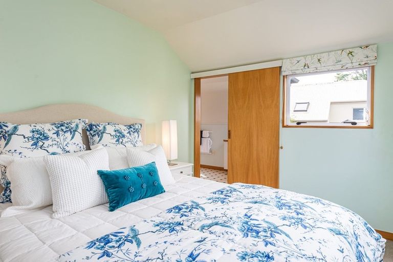 Photo of property in 2/38 Dover Street, St Albans, Christchurch, 8014