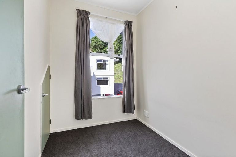 Photo of property in Fernhill Flats, 324u9 The Terrace, Te Aro, Wellington, 6011