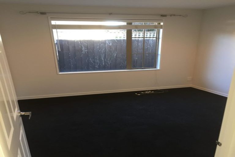 Photo of property in 32 Kotuku Crescent, Woolston, Christchurch, 8023
