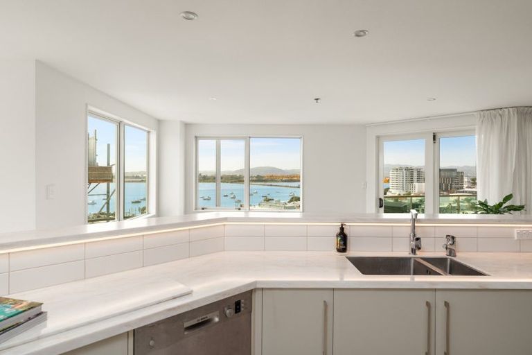 Photo of property in 1/6d Durham Street, Tauranga, 3110