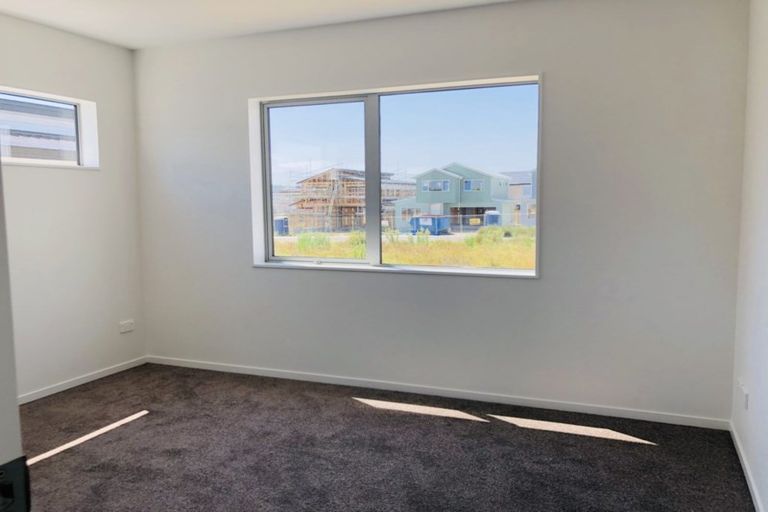 Photo of property in 53 Myland Drive, Hobsonville, Auckland, 0616