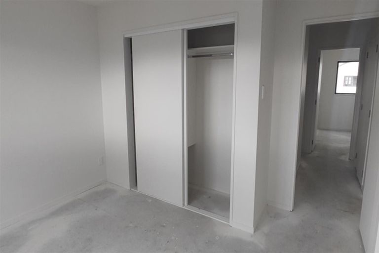 Photo of property in 61 Kairakau Street, Papakura, 2110