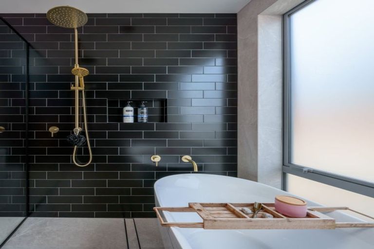 Photo of property in 7 Campbell Road, Wanaka, 9305