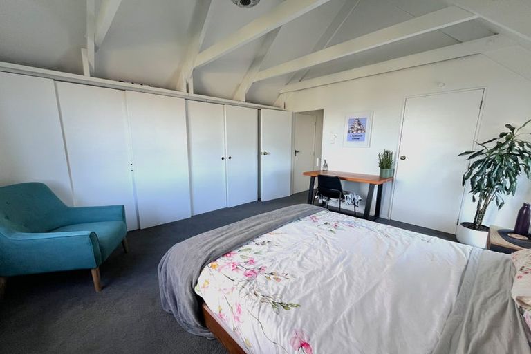 Photo of property in 27 Orissa Crescent, Broadmeadows, Wellington, 6035