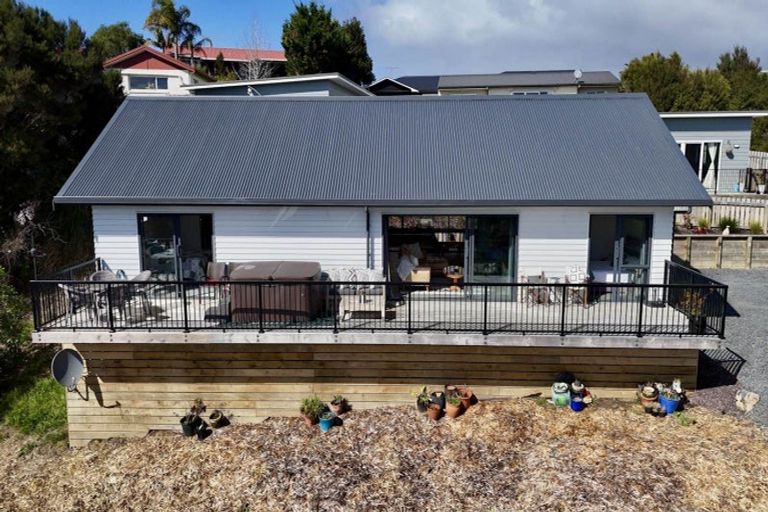 Photo of property in 14 Waterview Place, Haruru, 0204