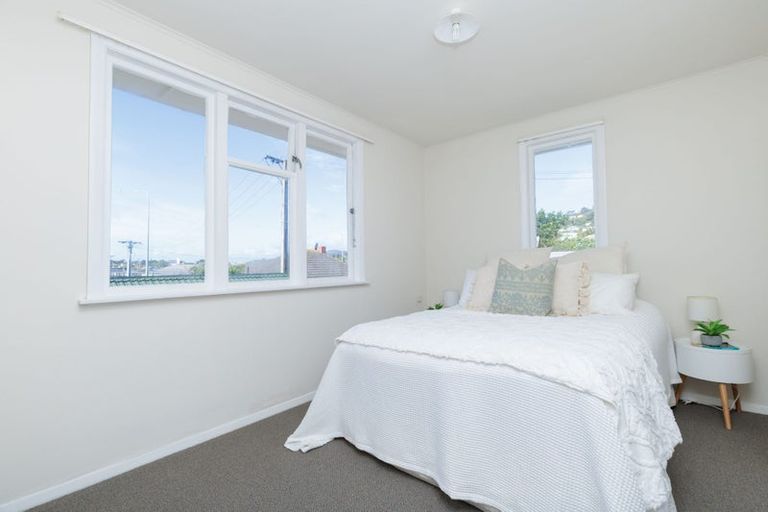 Photo of property in 2f1 Takatimu Way, Johnsonville, Wellington, 6037