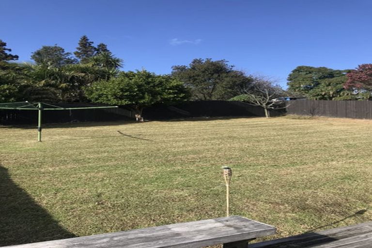 Photo of property in 26 Hewlett Road, Massey, Auckland, 0614