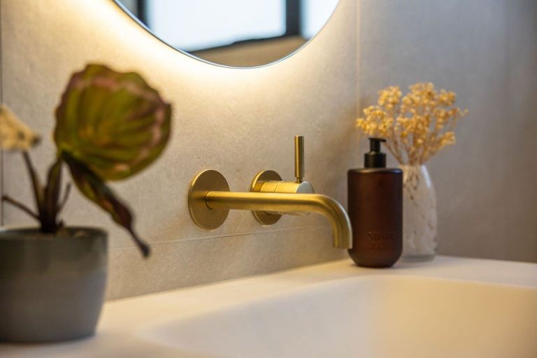 Photo of property in 30 Cunninghams Drive, Jacks Point, Queenstown, 9371