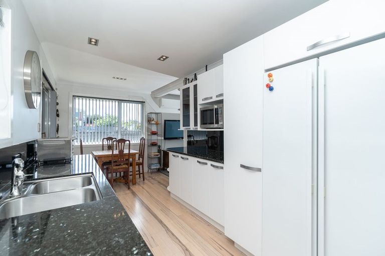 Photo of property in 2 Partington Place, Beerescourt, Hamilton, 3200