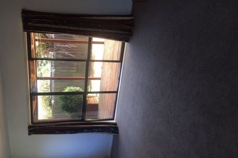 Photo of property in 10 O'sullivan Place, Waiuku, 2123