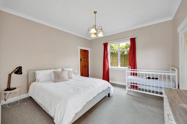 Photo of property in 183 Tukapa Street, Westown, New Plymouth, 4310