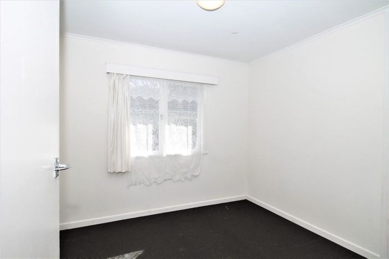 Photo of property in 12 Gibbs Road, Manurewa, Auckland, 2102