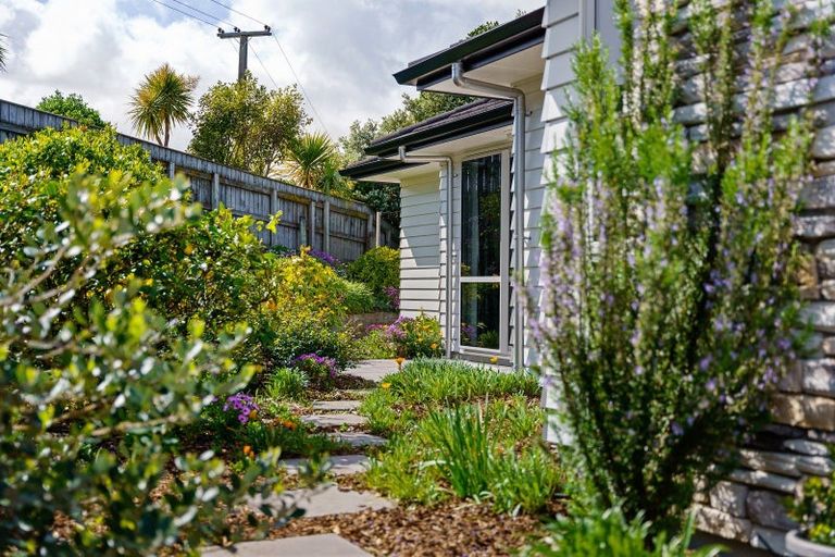 Photo of property in 23 Petrel Close, Paraparaumu Beach, Paraparaumu, 5032