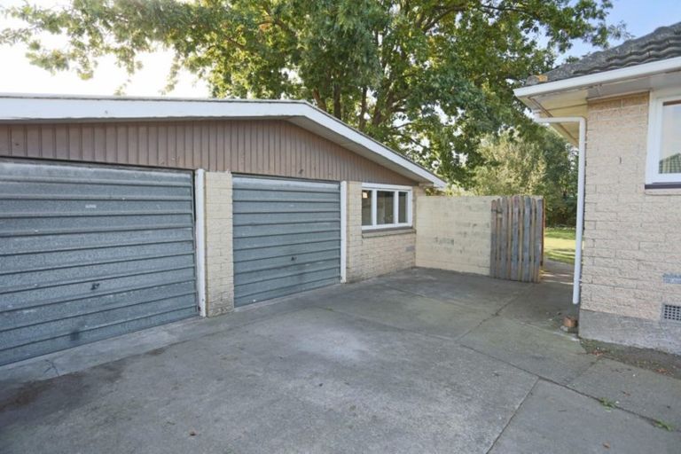 Photo of property in 10 Bellina Place, Broomfield, Christchurch, 8042