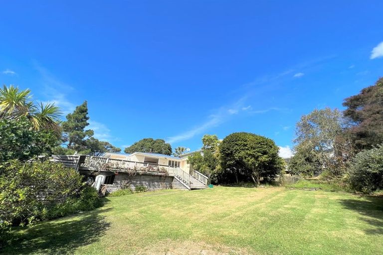 Photo of property in 21 Matipo Road, Te Atatu Peninsula, Auckland, 0610