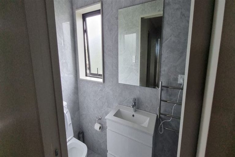 Photo of property in 102a Fitzroy Street, Papatoetoe, Auckland, 2104