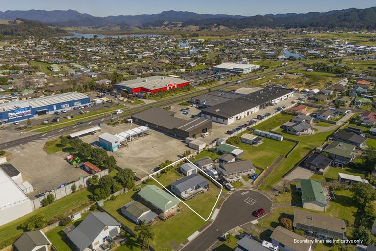 Photo of property in 21 Endeavour Close, Whitianga, 3510