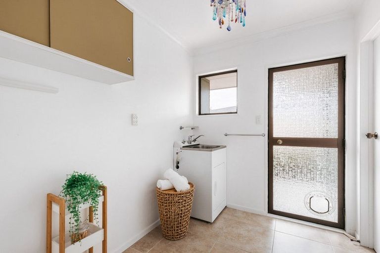 Photo of property in 4 Goods Road, Otumoetai, Tauranga, 3110