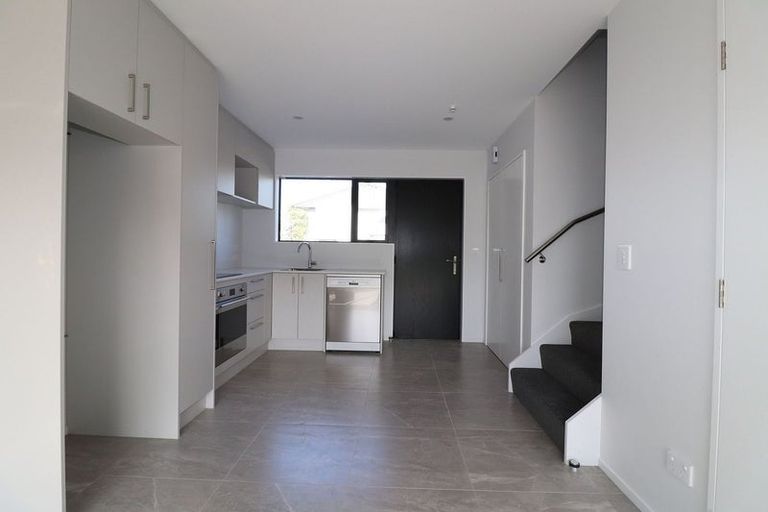 Photo of property in 5/6 Trent Street, Linwood, Christchurch, 8011
