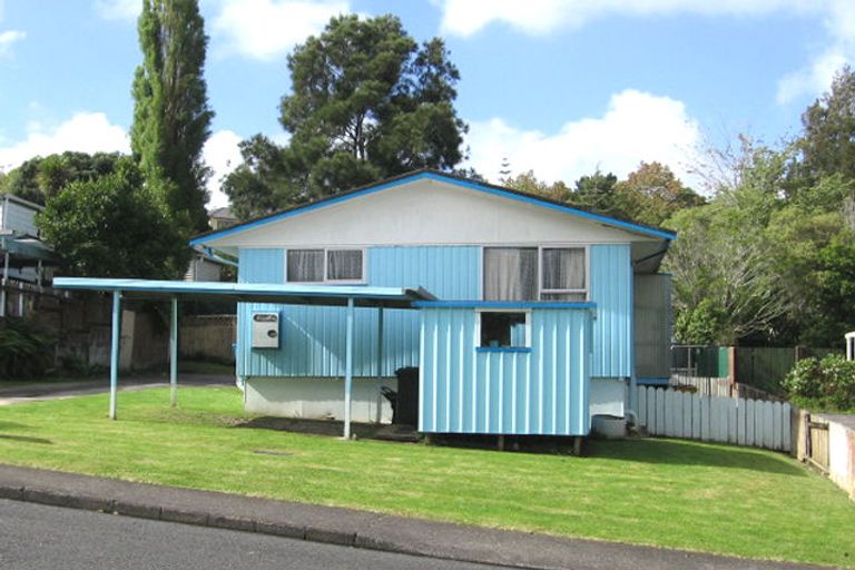 Photo of property in 2/26 Kemp Road, Massey, Auckland, 0614