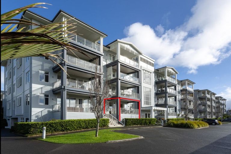 Photo of property in 62 Rewa Rewa Lane, Orewa, 0931