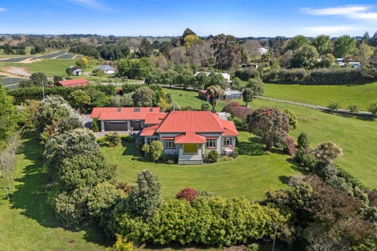Photo of property in 18 Heatherlea Road West, Levin, 5575
