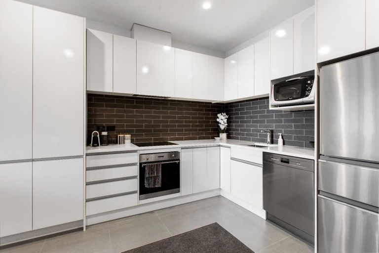 Photo of property in 114/81 Mapou Road, Hobsonville, Auckland, 0616