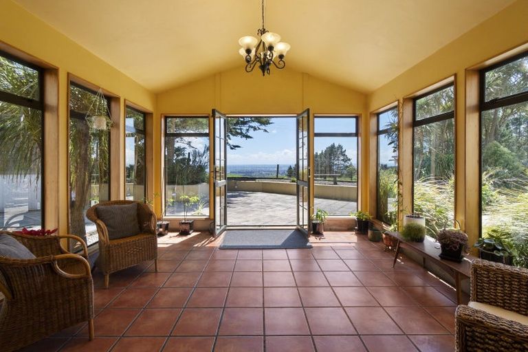 Photo of property in 696 Pahiatua Aokautere Road, Aokautere, Palmerston North, 4471