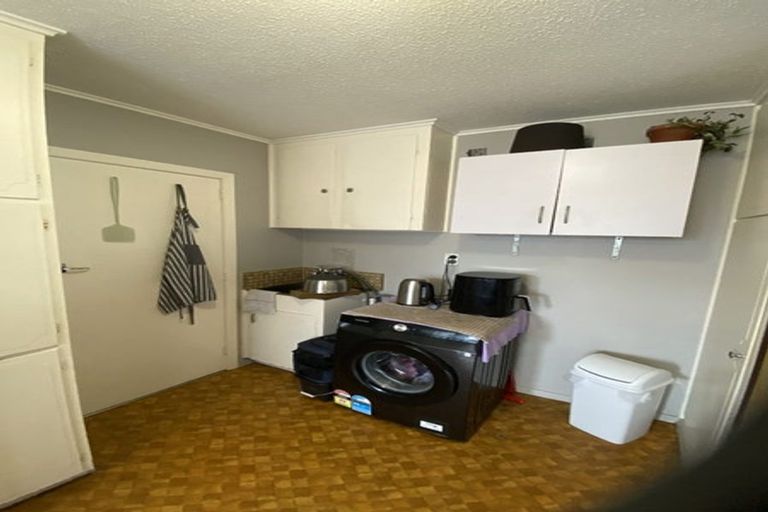 Photo of property in 21a Bauchop Road, Waterloo, Lower Hutt, 5011