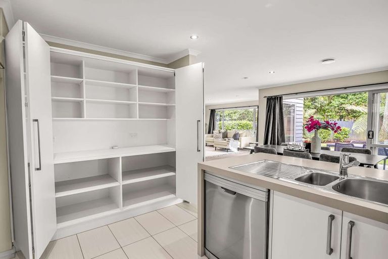 Photo of property in 14a Duna Place, Takaro, Palmerston North, 4412