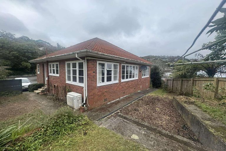 Photo of property in 84 Sunshine Avenue, Karori, Wellington, 6012