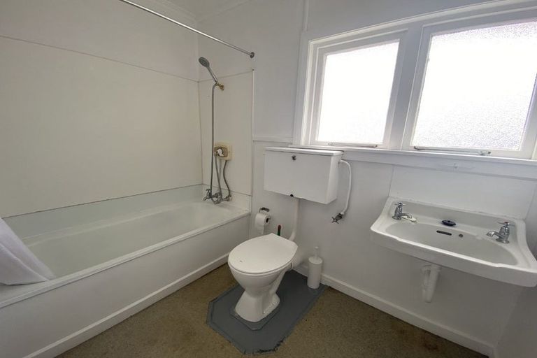Photo of property in 40 Fulford Street, New Plymouth, 4310