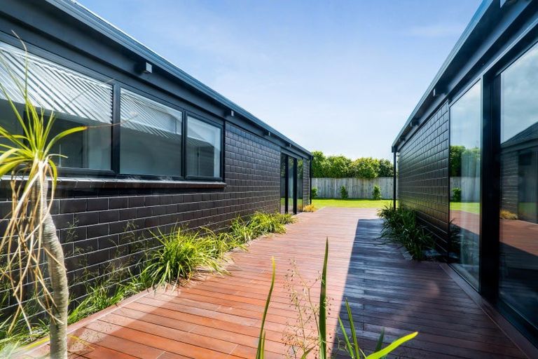 Photo of property in 5/118 Brecon Road, Stratford, 4332