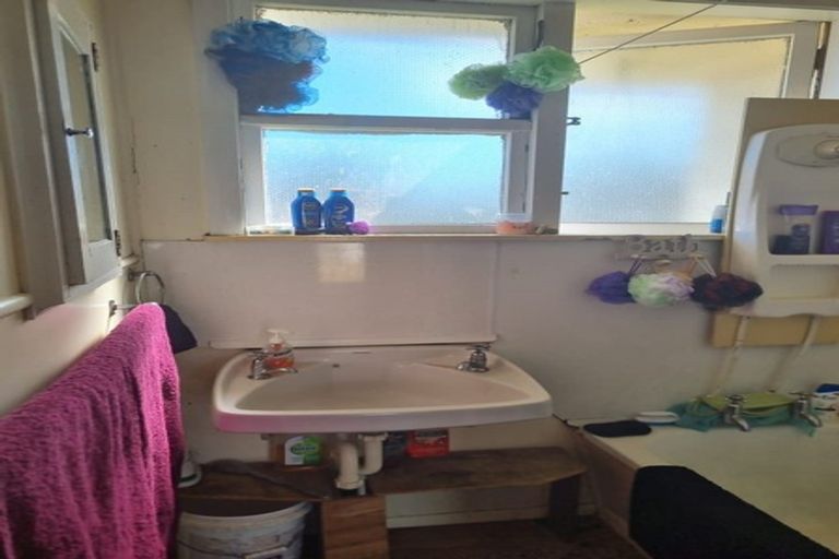 Photo of property in 30 Maire Street, Wairakei, Taupo, 3332