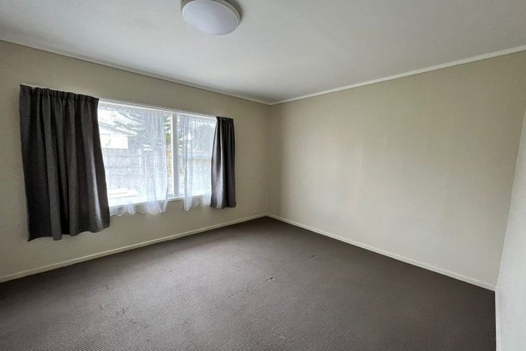 Photo of property in 3/35 Driver Road, Mangere East, Auckland, 2024