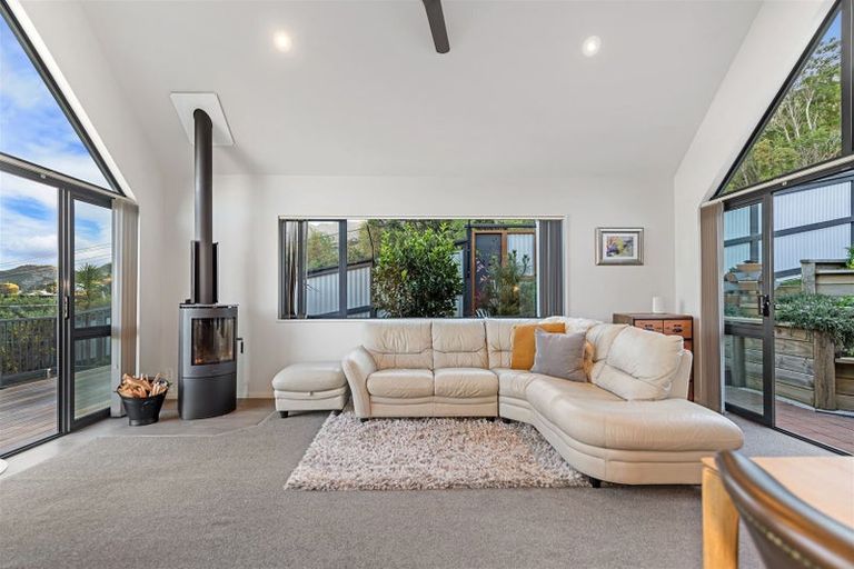 Photo of property in 26 Cornwall Road, Lyttelton, 8082